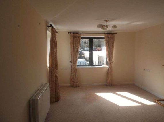 2 Bedroom Flat